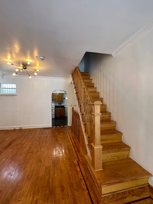 Photo - 1602 S Front St