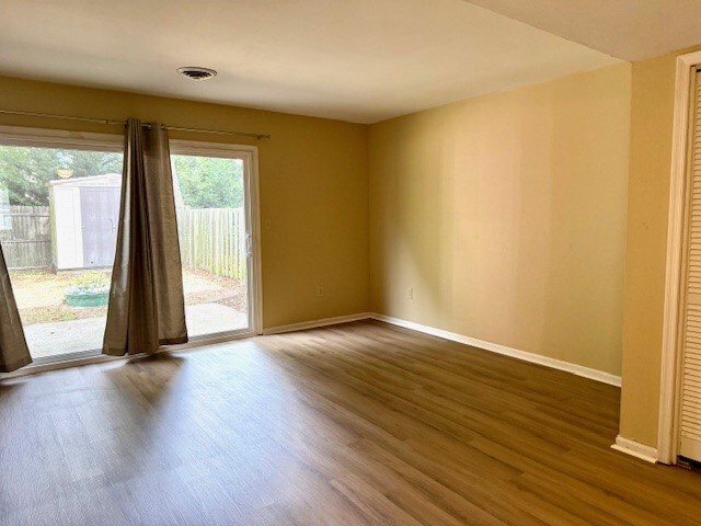 Photo - 7217 Oak Ridge Pl