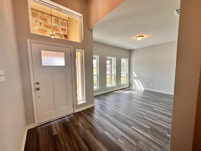 Photo - Nearly New 3-Bedroom Home in Hewitt, TX – Modern Living at Its Best