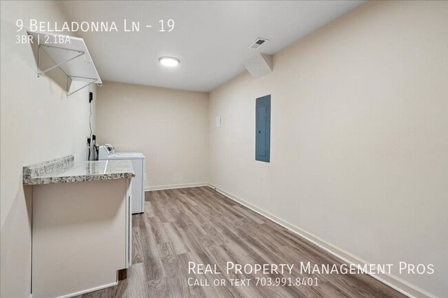 Photo - 9 Belladonna Ln