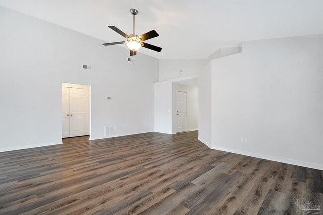 Photo - 28 Easton St