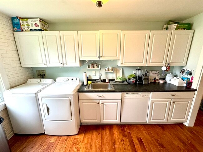 Photo - 57 Marietta Ave Unit 2