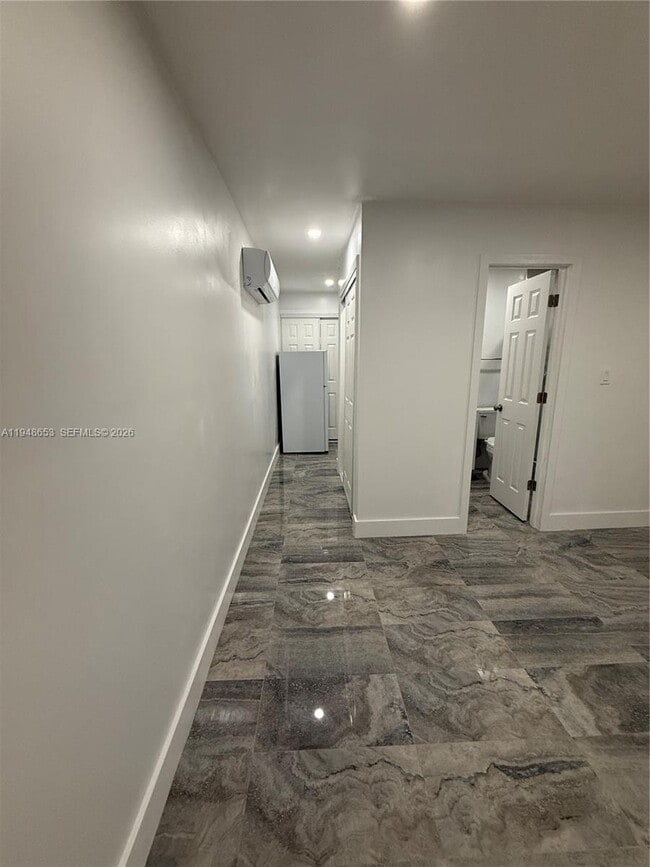 Photo - 545 NW 20th St Unit 2