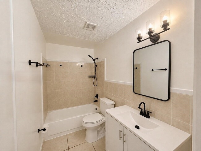 Photo - 1901 SW 97th Terrace