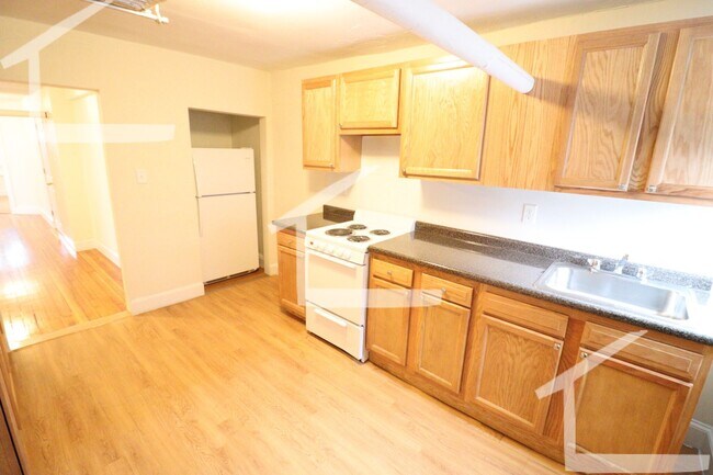 Photo - 3BR or 4BR near B/C trains, Wash Sq, heat included, No Fee!