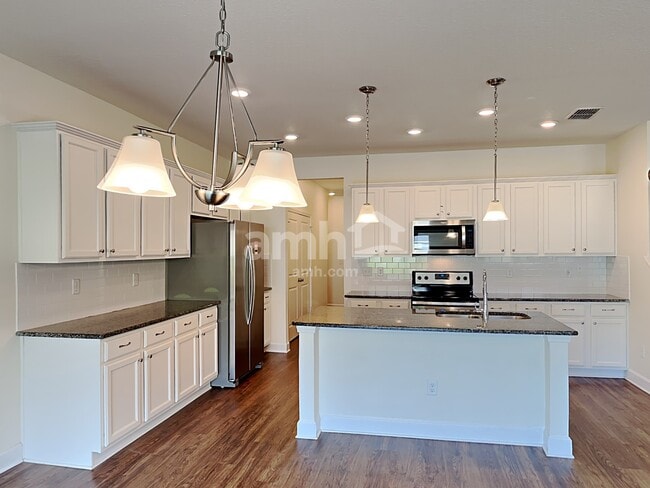 Photo - 3084 Creek Village Ln