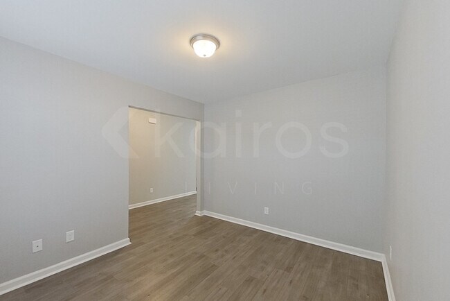 Photo - 108 Ebenezer Blf Wy