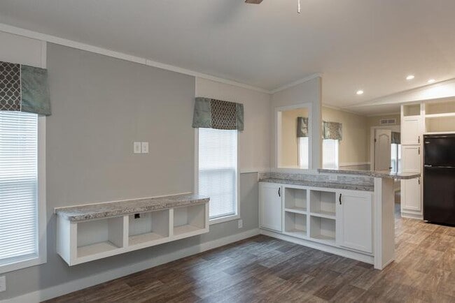 Photo - 120 Nancy Ln