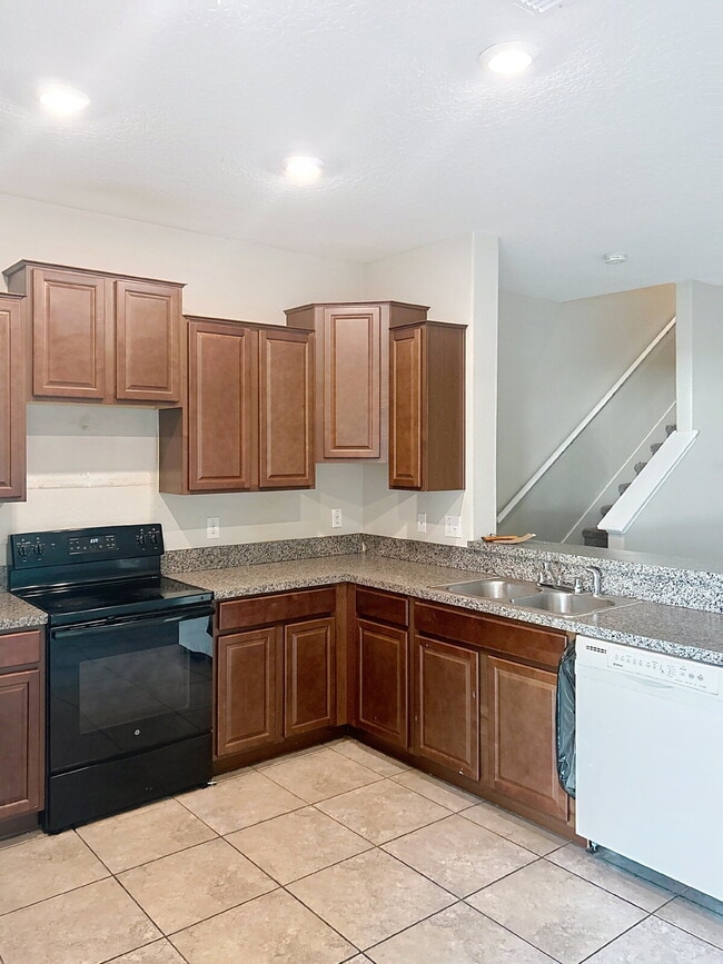 Photo - 7622 Ginger Lily Ct