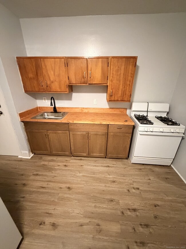 Photo - 42 Redding St Unit 3W