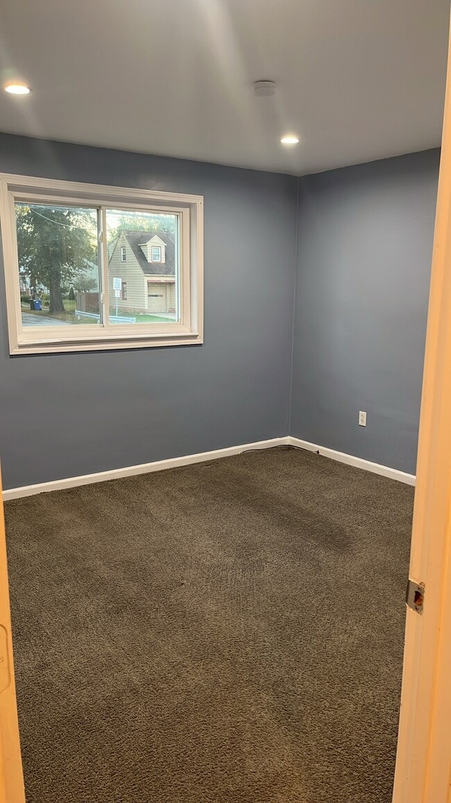 Dormitorio 1 del piso principal - 13024 Bellaire Rd