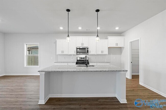 Photo - 127 Huffman St