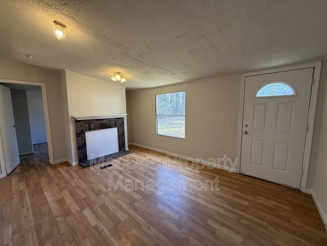 Photo - 3611 Shirleys Hill Rd