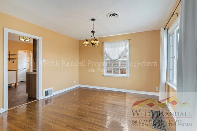 Photo - 2904 Van Buren Ave