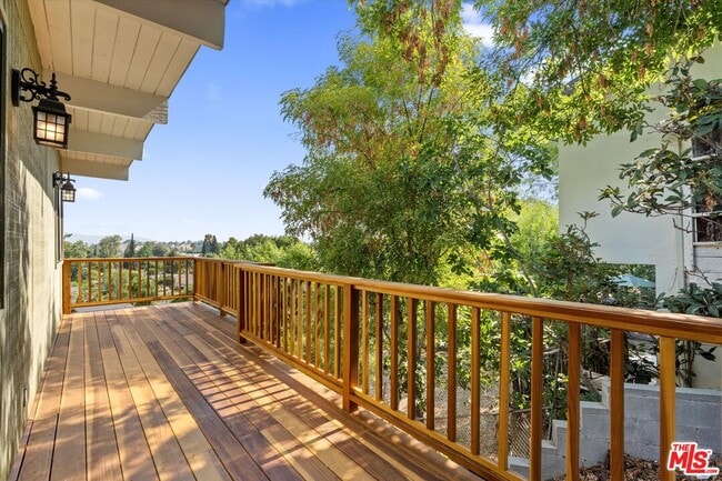 Building Photo - 4950 Marmol Dr Rental