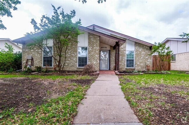 Building Photo - 1840 Paxton Dr Rental