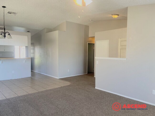 Photo - Nice Home Located in the Southwest!