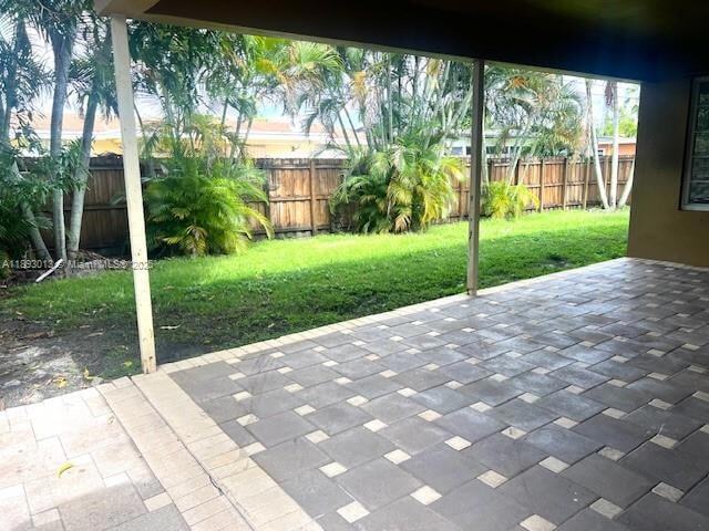 Photo - 8831 NW 10th St