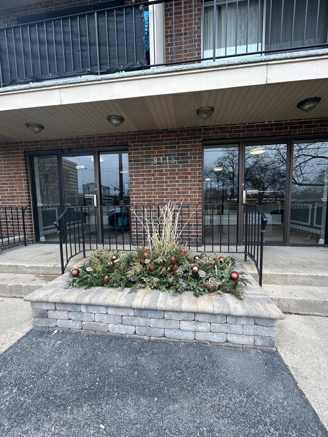 Photo - 9445 Kenton Ave