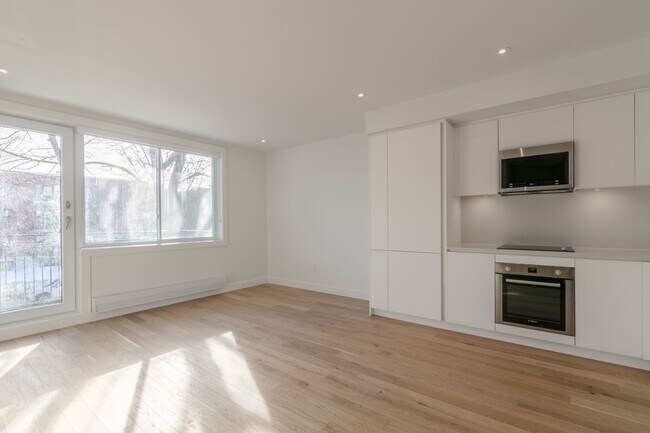 Photo - 3014 Avenue Van Horne Unit 25
