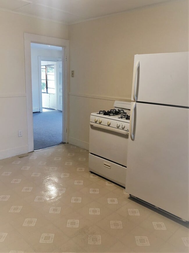 Photo - 88-94 Lafountain St Unit 92 Lafountain St