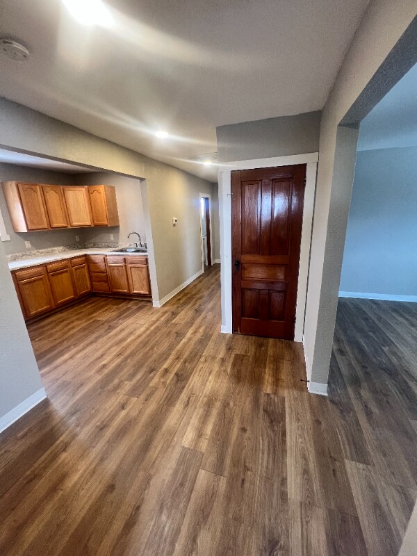 Photo - 106 S Henninger St Unidad 2