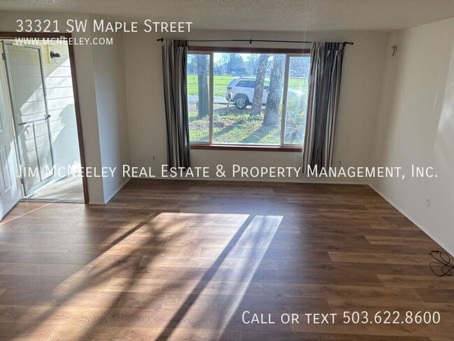 Photo - 33321 SW Maple St