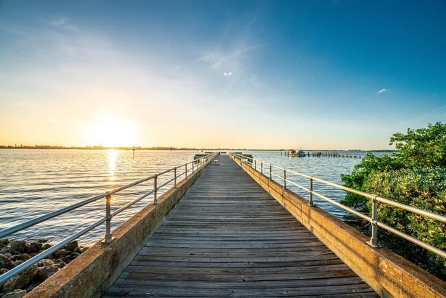 Photo - 1700 Park St N Unidad 24