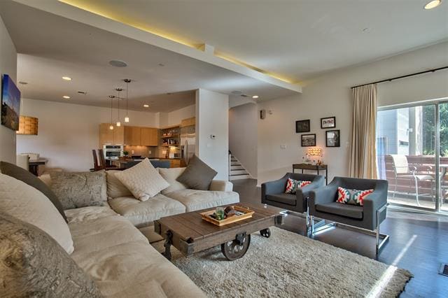 Photo - 5205 Capitol Ave