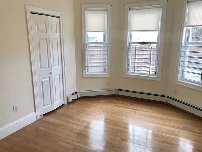 Photo - 14 Schiller St Unidad 3