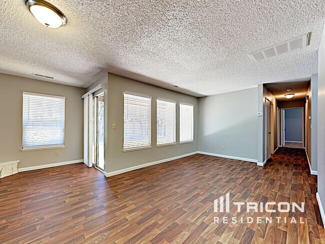 Photo - 2024 Bavil Dr