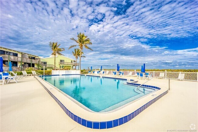 Building Photo - 2355 NE Ocean Blvd Unit 19B Rental