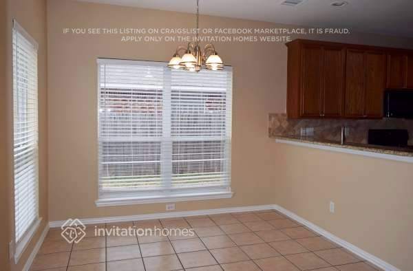 Photo - 3832 Sevenoaks Dr