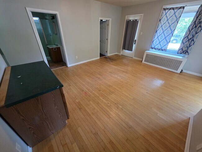 1812 Kendall St Unit 1812