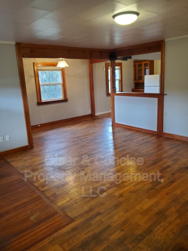 Photo - 205 E 31st Ave