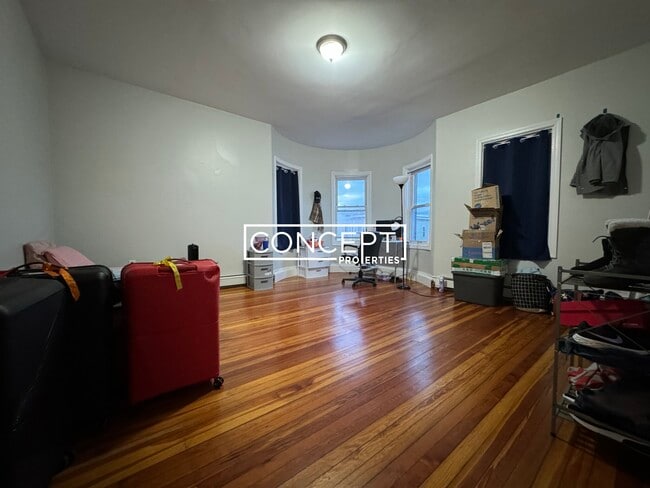 Photo - 314 Centre St Unit 2B