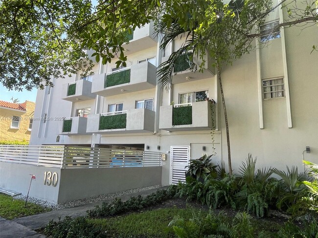 Photo - 130 Mendoza Ave Condo Unit 25