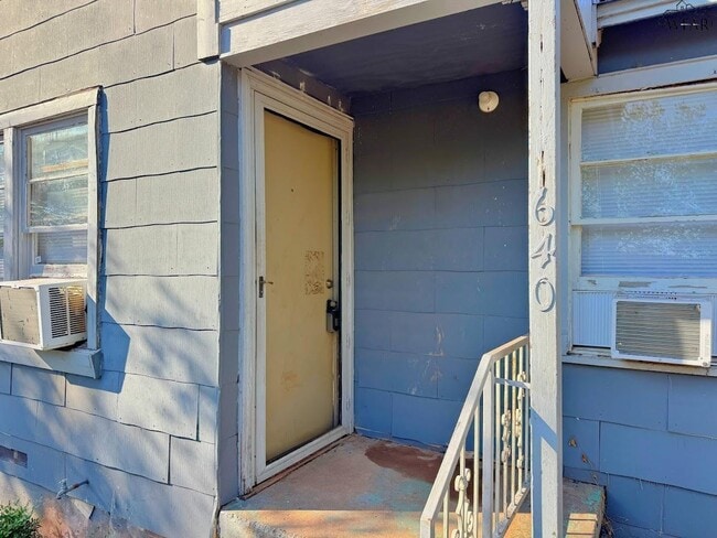 Photo - 1640 Osage Ave
