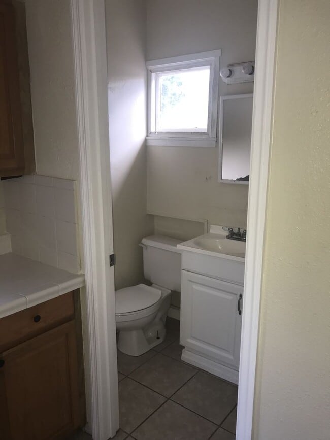Photo - 1711 39th St S