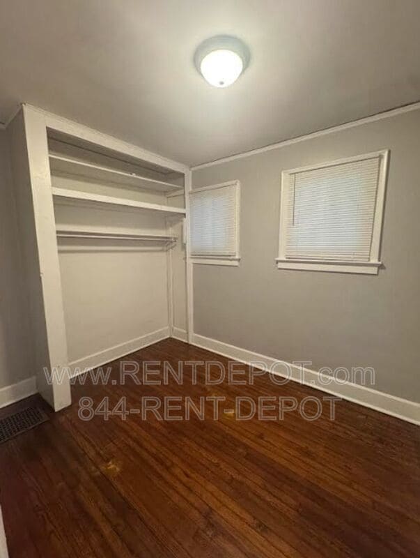 Photo - 501 Maxwell Ave