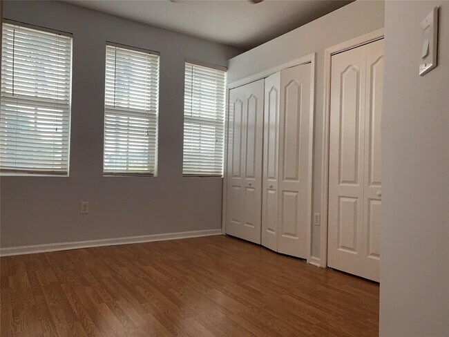 Photo - 256 Riverwalk Cir