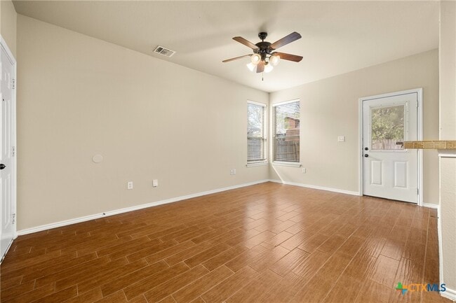 Photo - 1011 Brown Rock Dr