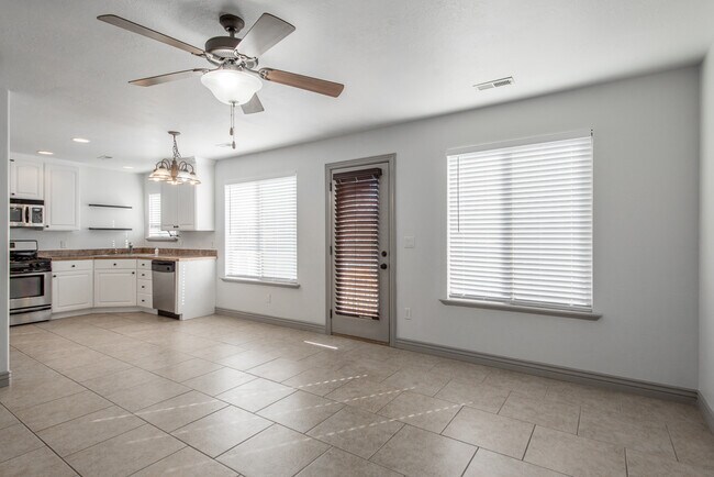 Photo - 1849 S 550 W