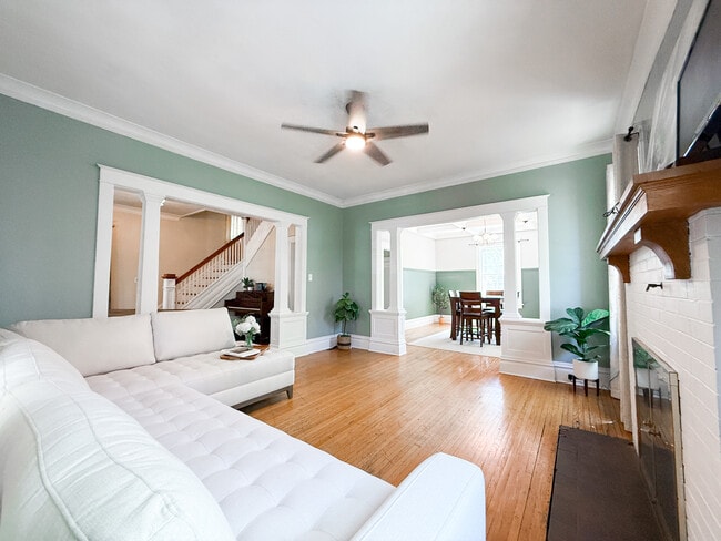 Photo - 1616 W Barker Ave