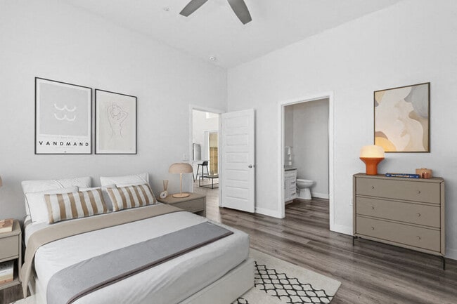 Photo - Baseline on 16