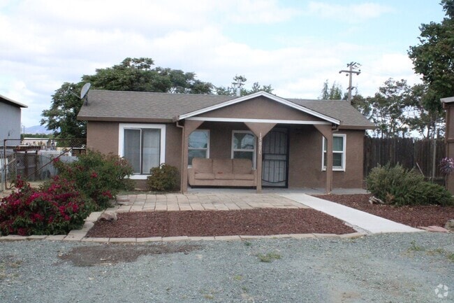 Building Photo - 1 Bedroom, 1 Bathroom House in Antioch wit...