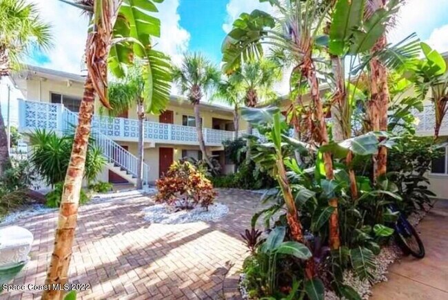 Building Photo - 102 S Peninsula Dr Unit 302