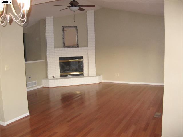 Photo - 1117 Red Oak Ct