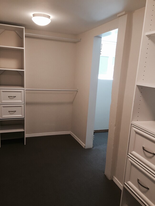 Photo - 1149 E Dayton St Unit 3