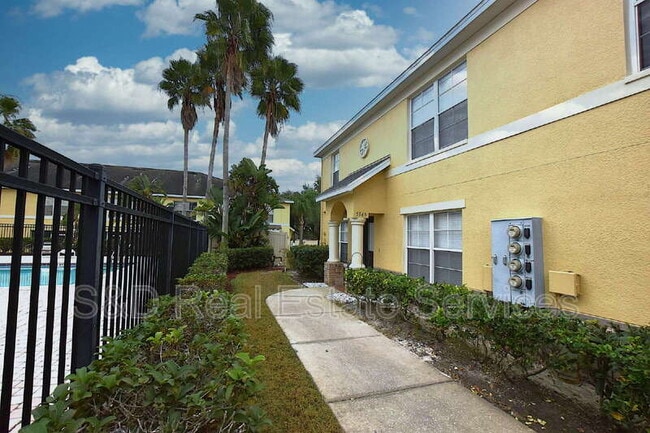 Building Photo - 5365 River Rock Rd